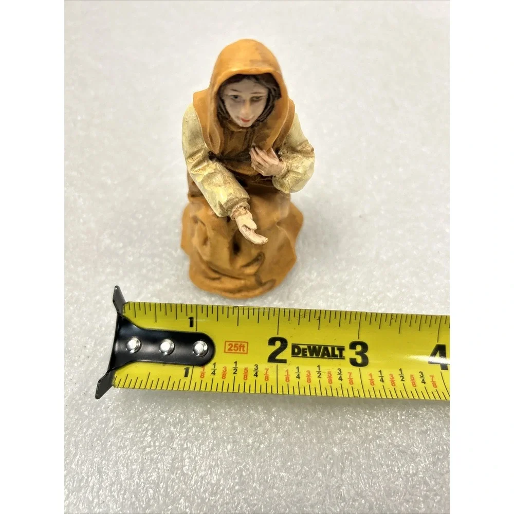 Willitts Designs Mary Nativity Christmas Replacement Figurine 1987